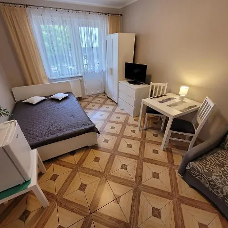 Goscinne Parkowa 1 Privatunterkunft