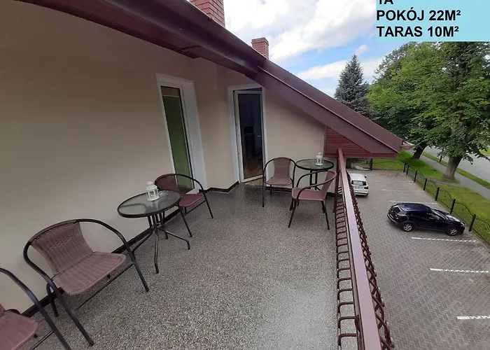 Goscinne Parkowa 1 *